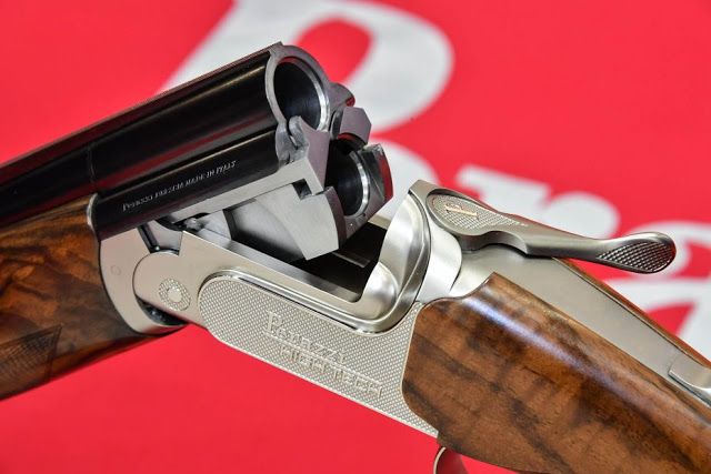 Νέο σούπερ ποζέ Perazzi High Tech X για σκοποβολή με φινίρισμα που δεν έχετε ξαναδεί σε λειόκανο όπλο! (βίντεο)
