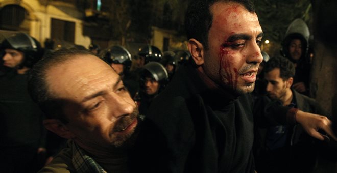 Αίγυπτος: Τουλάχιστον 10 νεκροί από διπλή έκρηξη βόμβας