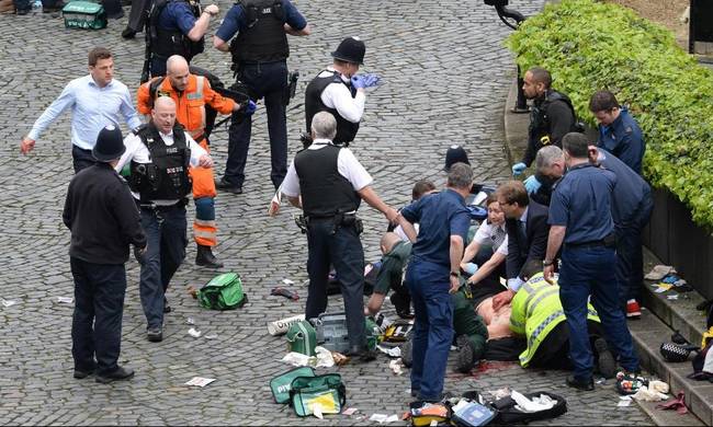 Βρετανική Ασφάλεια: Ο δράστης ήταν μοναχικός λύκος – Περιορισμένο το δίκτυο των ισλαμιστών