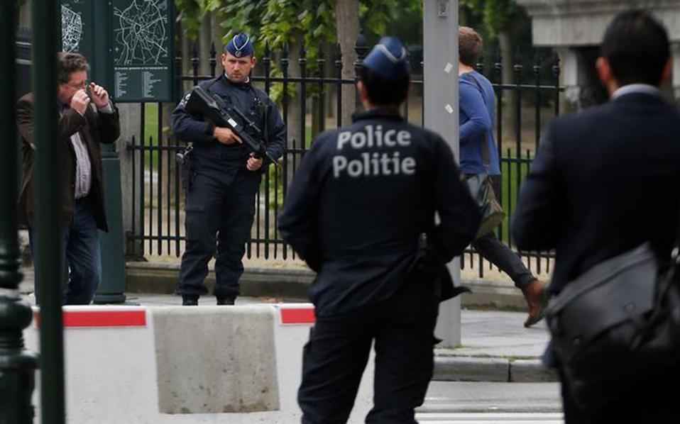 Αμβέρσα: Υπό την επήρεια αλκοόλ ο ύποπτος που «επιχείρησε να ρίξει το αυτοκίνητό του σε πλήθος»