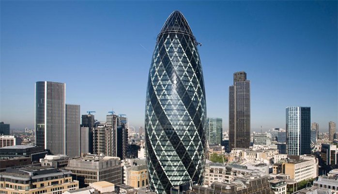 Λονδίνο: Εκκενώνεται ο ουρανοξύστης Gherkin στο Citi (φωτό) (upd)
