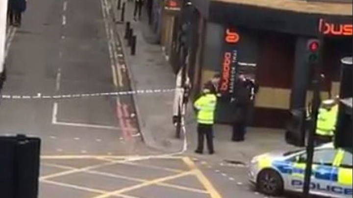 Σε συναγερμό η Βρετανία- Εντοπίστηκε νέο ύποπτο δέμα (βίντεο) (upd)