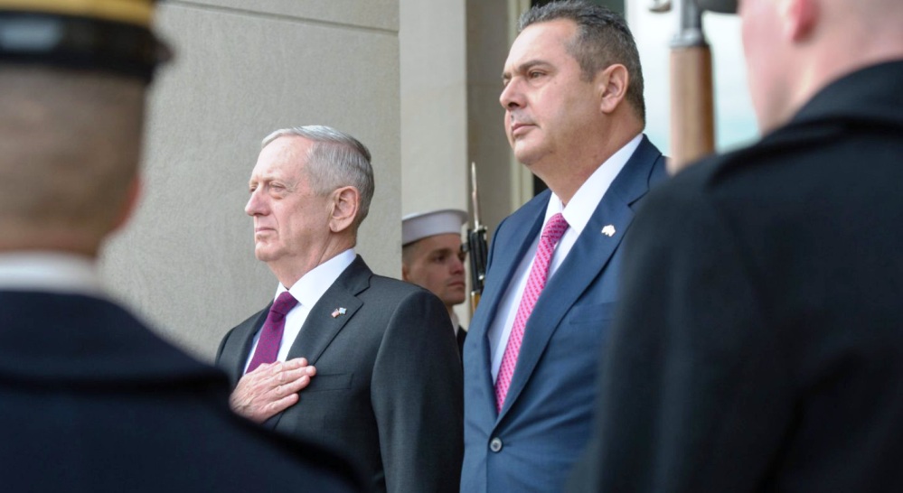 Π.Καμμένος για συνάντηση με τον ΥΠΑΜ των ΗΠΑ: «Συζητήσαμε για επέκταση της βάσης της Σούδας» (βίντεο)