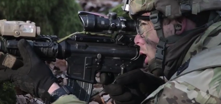 ΗΠΑ: Ανταλλαγή πυρών σε ρεαλιστική στρατιωτική άσκηση! (βίντεο)