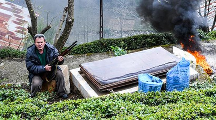 Τουρκία: Χωρικοί φυλάνε σκοπιά σε νεκροταφείο μετά από εξαφανίσεις πτωμάτων!