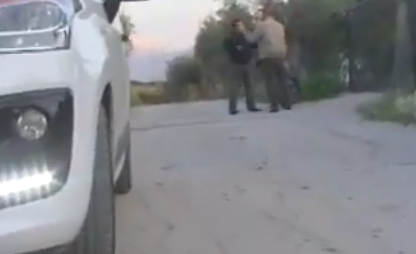 Απειλές και ύβρεις από τον αδερφό του Α. Σώρρα: «Κάνε μου μήνυση» (βίντεο)