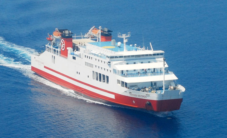 Ζάκυνθος:  Υπό αδιευκρίνιστες συνθήκες η πτώση νεαρής γυναίκας από πλοίο