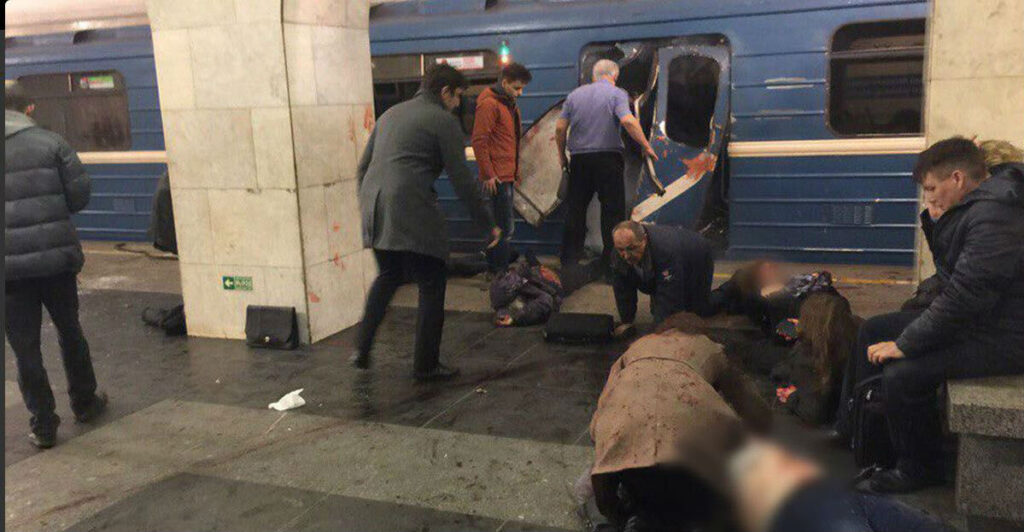 ΕΚΤΑΚΤΟ: Έκρηξη στο μετρό της Αγίας Πετρούπολης – Τουλάχιστον 10 νεκροί (βίντεο, εικόνες, live)