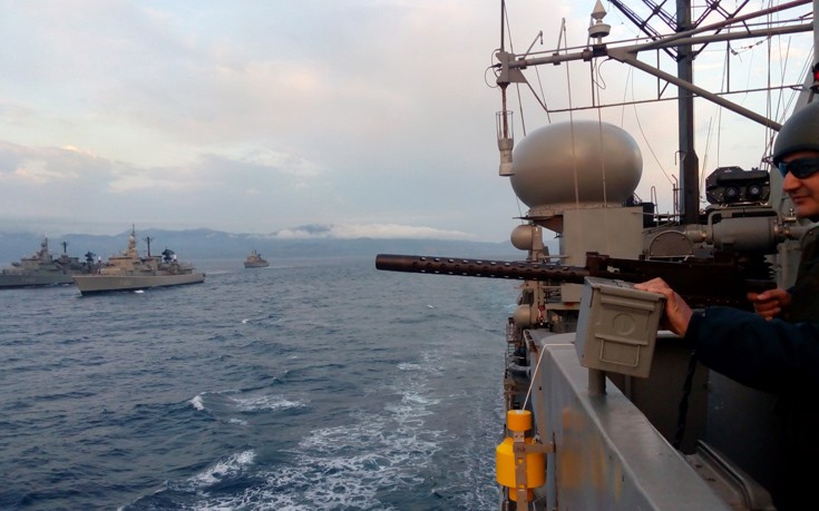 Σε όλο το εύρος του Αιγαίου το ΠΝ – Σε εξέλιξη οι ασκήσεις «Αστραπή 4/17» και «Ορμή 3/17» (φωτό)