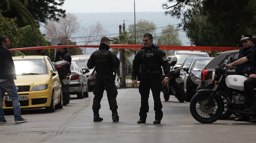 ΕΛ.ΑΣ: Άτυπη αναζήτηση ευθυνών για τον ληστή του Π. Φαλήρου