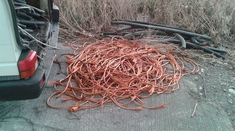 Σέρρες: Συνελήφθη 20χρονος «κυνηγός» χαλκού – Αναζητούνται οι συνεργοί του