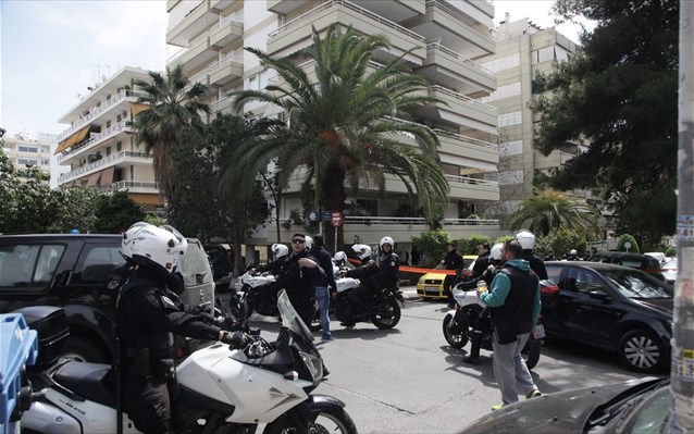 Προφυλακιστέοι οι δύο ληστές του Φαλήρου – Άφαντος ο τέταρτος συνεργός