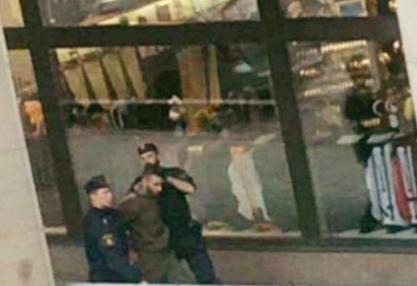 Αυτός είναι ο συλληφθείς για την τρομοκρατική επίθεση στη Σουηδία (φωτό, βίντεο) (upd)