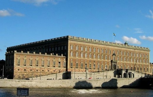 Τρομοκρατική επίθεση στη Στοκχόλμη: Οι βουλευτές παραμένουν εγκλωβισμένοι στο Κοινοβούλιο της χώρας