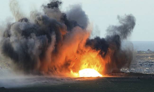 ISIS: Κανένας θάνατος ή τραυματισμός από τη «μητέρα όλων των βομβών»