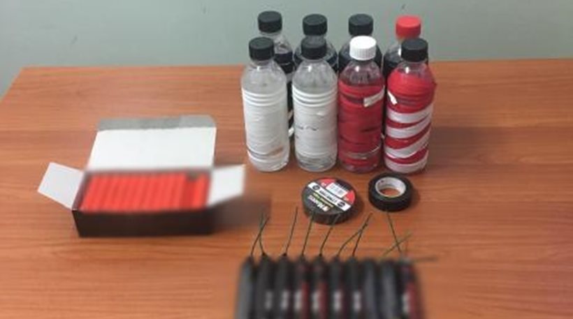 Μεσολόγγι: Συνελήφθη 24χρονος για κατοχή υλικών για μολότοφ και κροτίδων