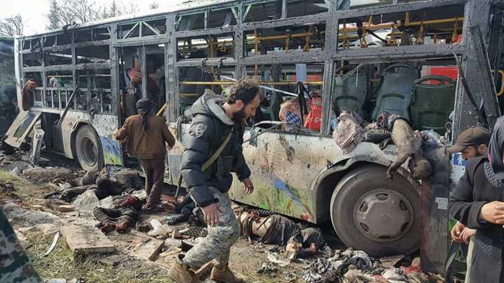 Εκατόμβη θυμάτων στο Χαλέπι: Στους 70 έφτασαν οι νεκροί από την βομβιστική  επίθεση σε αμάχους  (φωτό) (upd)