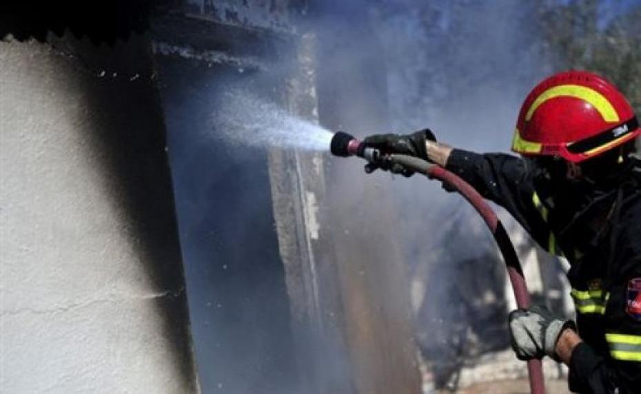 Πυρκαγιά σε μονοκατοικία στο Ηράκλειο Κρήτης τα ξημερώματα