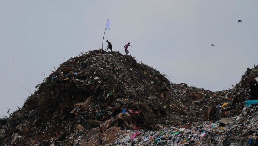 Σρι Λάνκα: Στους 29 οι νεκροί από κατάρρευση χωματερής – Αυξήθηκαν και οι αγνοούμενοι (φωτό)