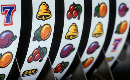 Κιλκίς: Συνελήφθη 70χρονος για «φρουτάκια» σε καφενείο