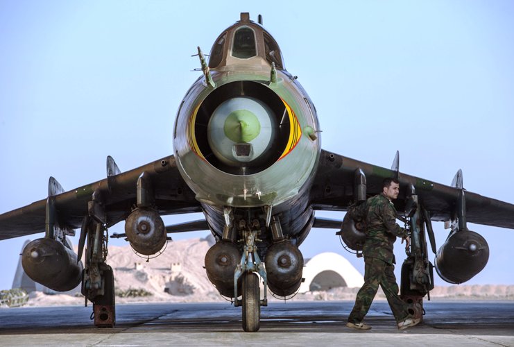 Η συριακή Αεροπορία μετακίνησε το σύνολο των μαχητικών της στην ρωσική αεροπορική βάση στη Λαττάκεια