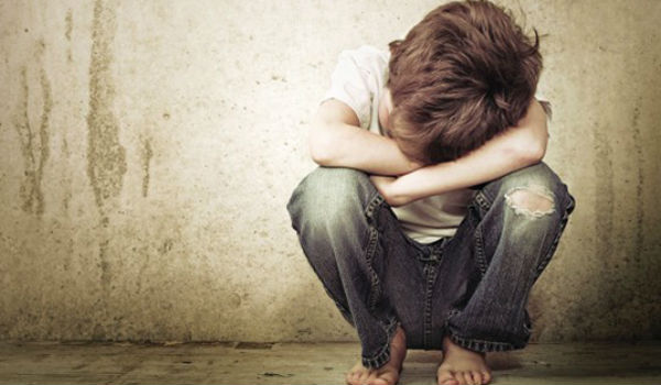 ΗΠΑ: Σιδέρωσε τον γιο της γιατί …  δεν έκανε τα μαθήματά του!