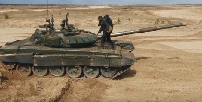 Εντυπωσιακά πλάνα από ασκήσεις του ρωσικού στρατού (βίντεο)