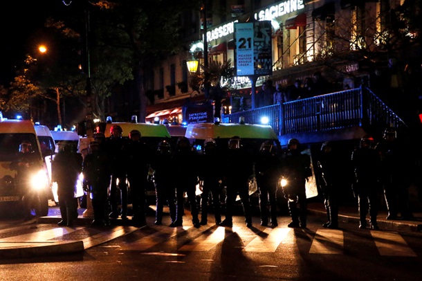 Παρίσι: 29 άτομα υπό κράτηση για τις αντιφασιστικές διαδηλώσεις