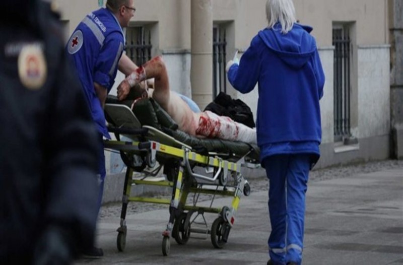 ΕΚΤΑΚΤΟ: Εκρηξη χειροβομβίδας σε σχολείο στη Ρωσία- Eνας μαθητής νεκρός και 11 τραυματίες!