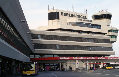 Βερολίνο: Λήξη συναγερμού στο αεροδρόμιο μετά την έρευνα στην ύποπτη βαλίτσα (φωτό)