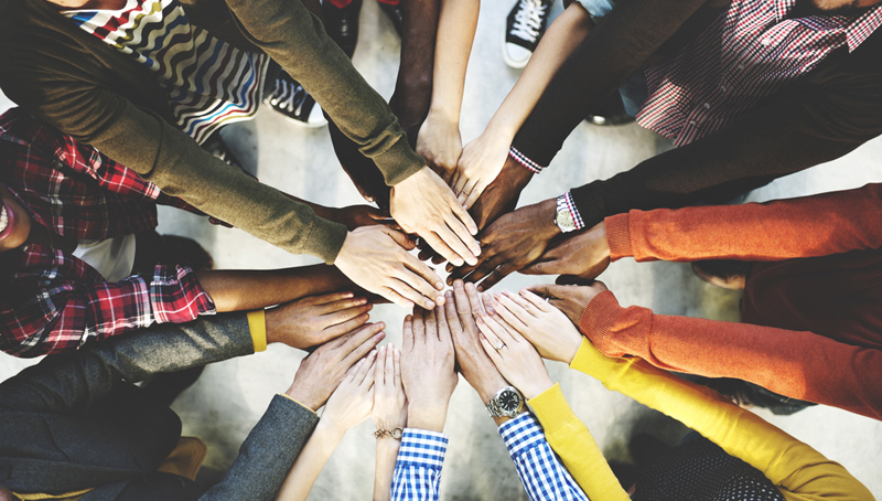 Deloitte: Brexit, εκλογές ΗΠΑ και τρομοκρατικά χτυπήματα προκάλεσαν ανασφάλεια τους millennials