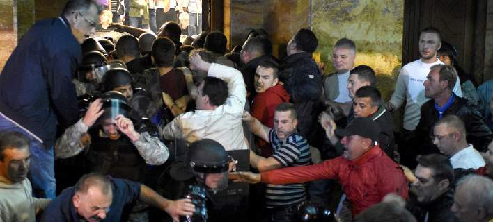 Έκτακτο σχέδιο από τις αρμόδιες υπηρεσίες υποδοχής Σκοπιανών προσφύγων σε περίπτωση εμφυλίου (upd)