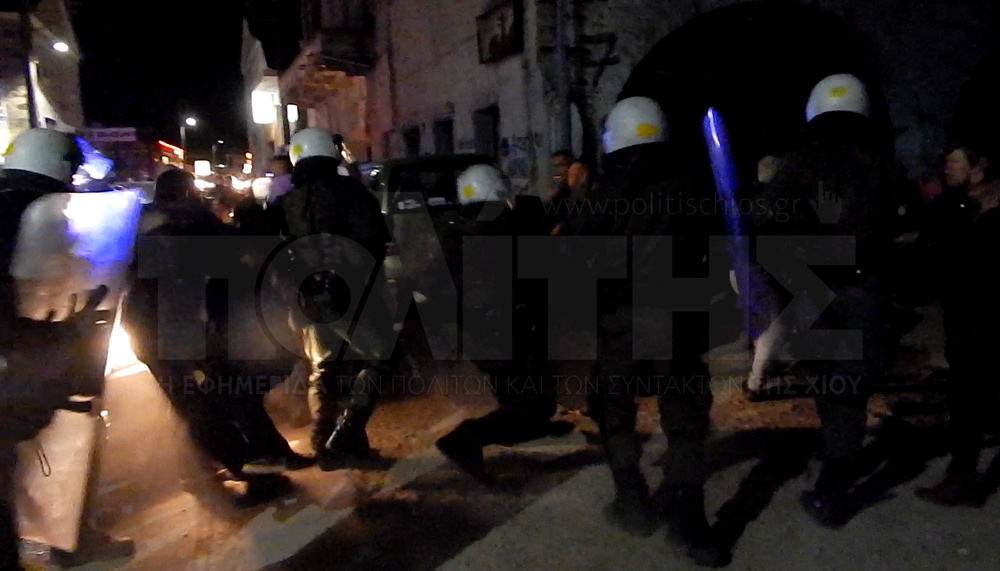 Νυχτερινή έφοδος των ΜΑΤ στο κέντρο φιλοξενίας της ΒΙ.ΑΛ. (βίντεο)