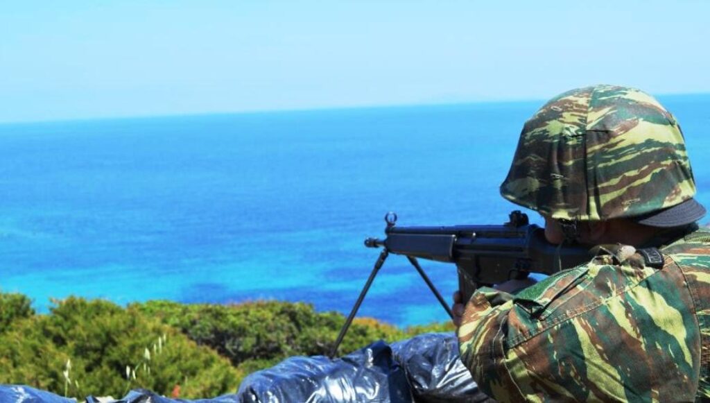 Ενισχύονται οι ελληνικές στρατιωτικές δυνάμεις στα νησιά «κλειδιά» – Εκτακτα μέτρα από το ΓΕΕΘΑ (βίντεο)