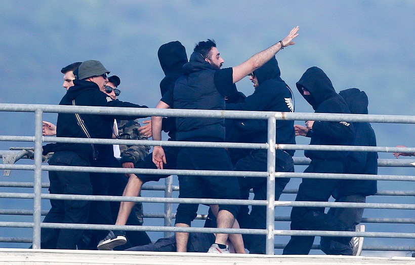 Τελικός Κυπέλλου: Οπαδός της ΑΕΚ λιποθύμησε από το ξύλο! (φωτό)