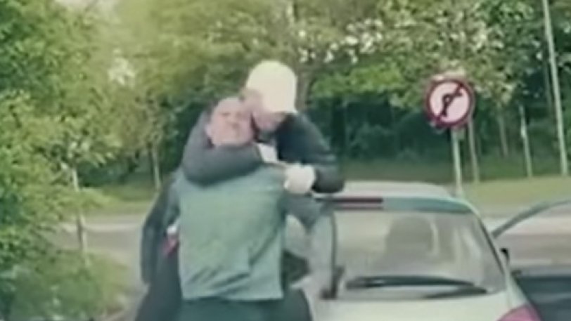 Ιδού γιατί δεν πρέπει ποτέ να τσακώνεσαι με άλλους οδηγούς στο δρόμο! (βίντεο)