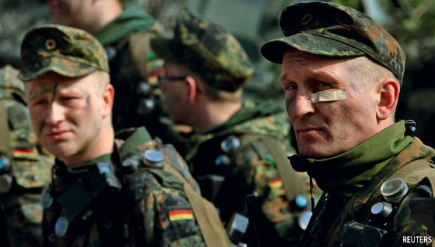 Σάλος μετά την ανακάλυψη ναζιστικών συμβόλων σε δύο στρατιώτες του γερμανικού στρατού