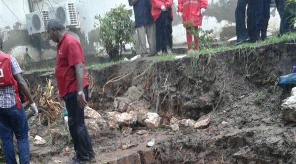 Τραγωδία στη Κένυα: Τουλάχιστον έξι νεκροί από κατάρρευση τοίχου σε νοσοκομείο