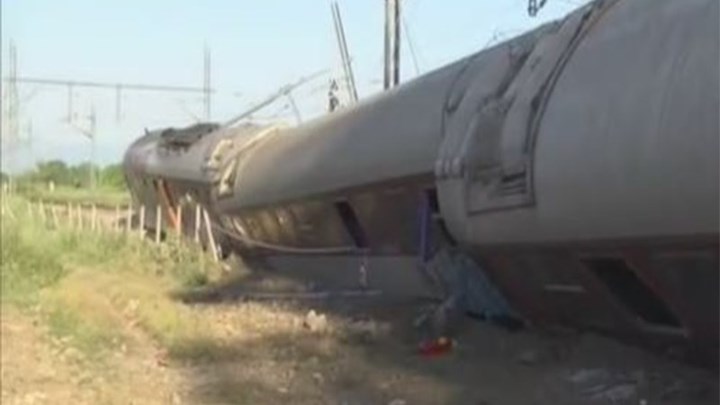 Οι πρώτες πρωινές εικόνες από την τραγωδία στο Άδενδρο (βίντεο)