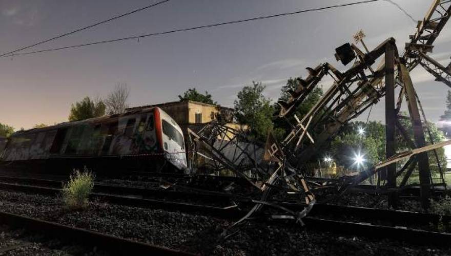 Την διαλεύκανση του εκτροχιασμού στο Άδενδρο ζητούν τα πολιτικά κόμματα