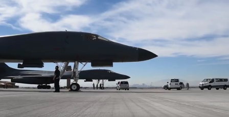 Επίδειξη από στρατιωτική άσκηση «Red Flag» των ΗΠΑ (βίντεο)