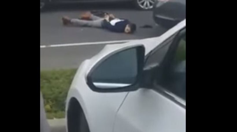 Σοκαριστικό βίντεο: Αστυνομικός πυροβολεί και σκοτώνει έναν 15χρονο στις ΗΠΑ