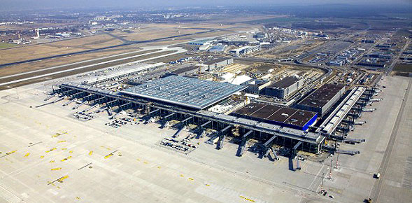 Βερολίνο: Ολιγόλεπτος συναγερμός στο αεροδρόμιο Σόνενφελντ εξαιτίας δακρυγόνου