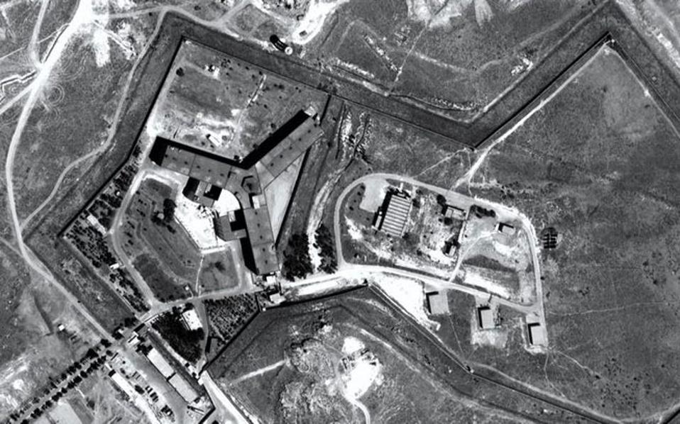 Συρία για «κρεματόριο»: «Χολιγουντιανή ιστορία οι ισχυρισμοί των ΗΠΑ»