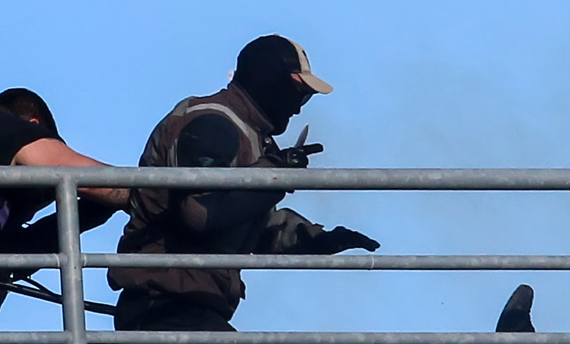 Αλβανός ο μαχαιροβγάλτης του ΠΑΟΚ στον τελικό Κυπέλου – Αναγνωρίστηκαν ακόμη 4 Αλβανοί που συμμετείχαν στα επεισόδια