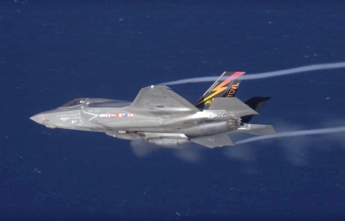 Το F-35 δοκίμασε για πρώτη φορά σε πτήση το ατρακτίδιο πυροβόλου GAU-22 (βίντεο)