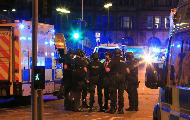 Σε συναγερμό όλος ο πλανήτης: Έκτακτα μέτρα ασφαλείας σε γήπεδα, θέατρα, συνέδρια, συναυλίες