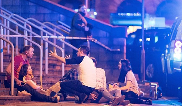 Καταδικάζουν την τρομοκρατική επίθεση στο Μάντσεστερ οι αρχηγοί των κρατών