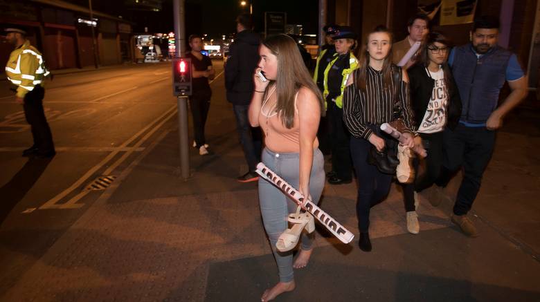 Την οργή των Βρετανών προκαλεί ο πατέρας του Τζιχαντιστή στο Μάντσεστερ: «Ο γιος μου είναι αθώος»