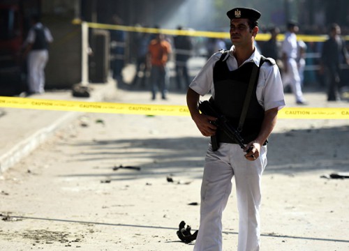 EKTAKTO: Τρομοκρατική επίθεση σε λεωφορείο Χριστιανών Κοπτών στην Αίγυπτο – Τουλάχιστον 26 νεκροί (φωτό, βίντεο) (upd7)